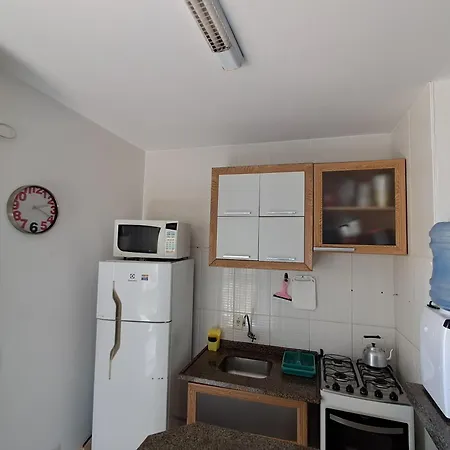Apartamento pé na areia de 1 dormitório com vista para Praia ou vista lateral Pontas das Canas-3